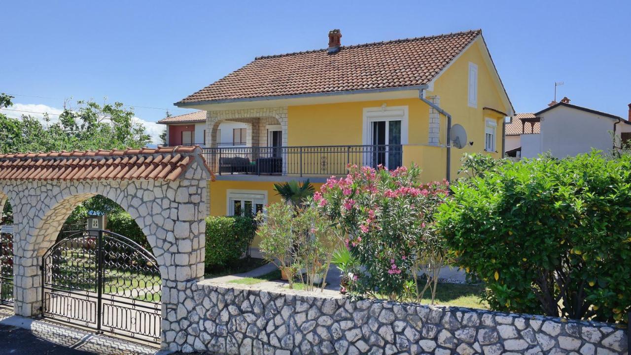 Holiday House Holek Šilo Exteriér fotografie